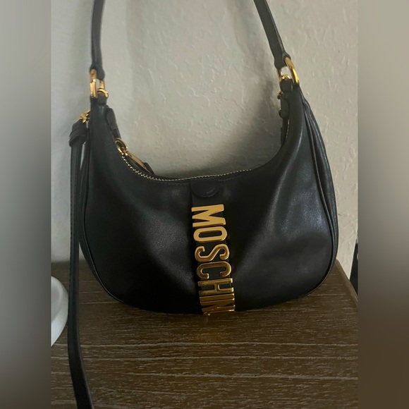 Perfect Dual Purpose Moschino bag! Hobo & Crossbody! Great condition! - Picture 7 of 8
